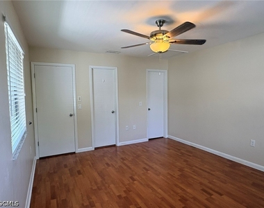 11929 Corinne Lee Court - Photo Thumbnail 12