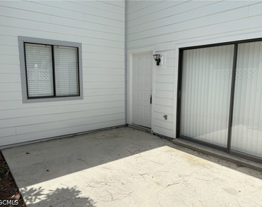 11929 Corinne Lee Court - Photo Thumbnail 16