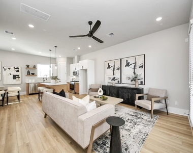 1102 Mansfield Street - Photo Thumbnail 12