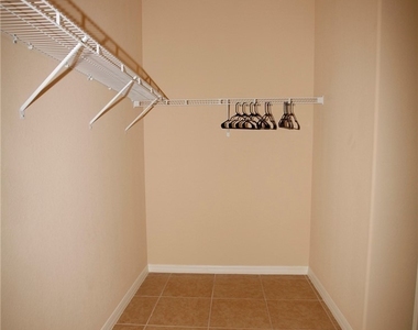 11070 Esteban Drive - Photo Thumbnail 14