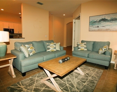 11070 Esteban Drive - Photo Thumbnail 3
