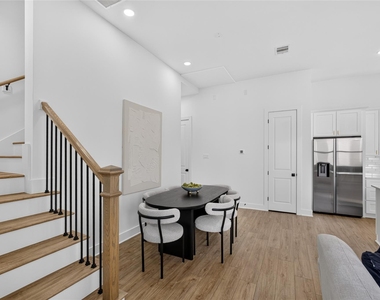 835 Rachel Street - Photo Thumbnail 8