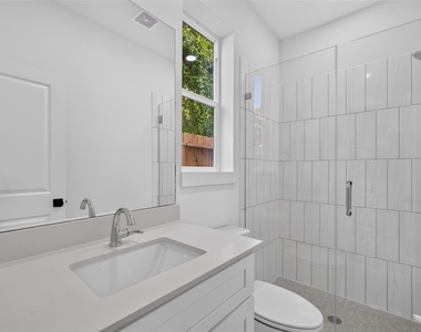 835 Rachel Street - Photo Thumbnail 19
