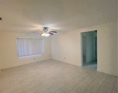 5113 Chiquita Boulevard S - Photo Thumbnail 7