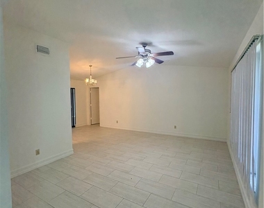 5113 Chiquita Boulevard S - Photo Thumbnail 5