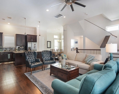 964 W 24th Street - Photo Thumbnail 8