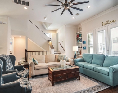 964 W 24th Street - Photo Thumbnail 7