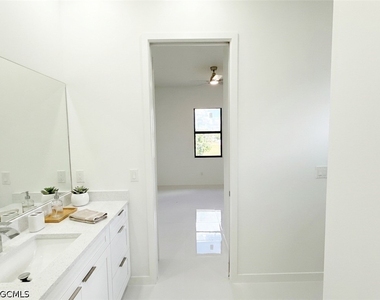 4113 Nw 34th Lane - Photo Thumbnail 27