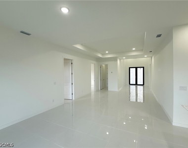 4113 Nw 34th Lane - Photo Thumbnail 4