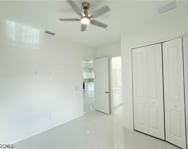 4113 Nw 34th Lane - Photo Thumbnail 24