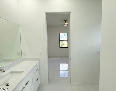 4113 Nw 34th Lane - Photo Thumbnail 26