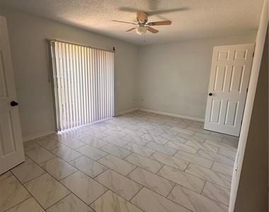 4920 Vincennes Court - Photo Thumbnail 4