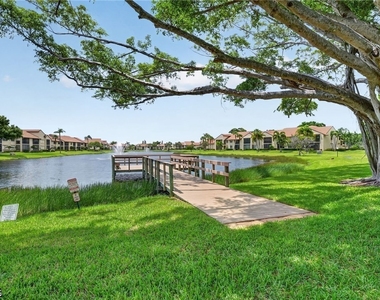 8336 Charter Club Circle - Photo Thumbnail 30