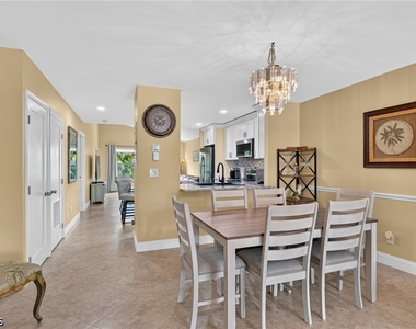 8336 Charter Club Circle - Photo Thumbnail 6