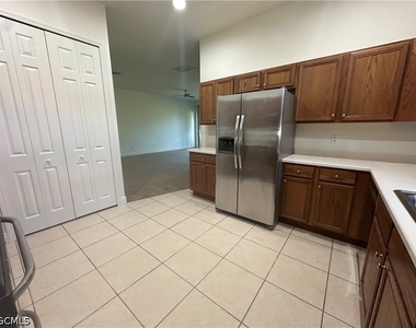 4910 Sw 17th Place - Photo Thumbnail 21