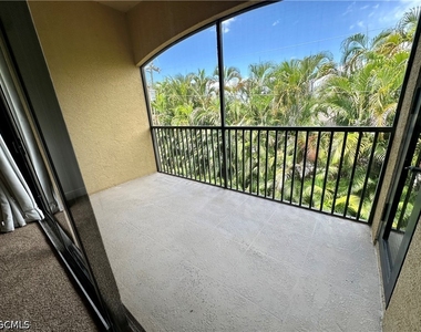 4910 Sw 17th Place - Photo Thumbnail 16