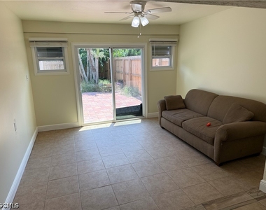 1225 Se 24th Avenue - Photo Thumbnail 7
