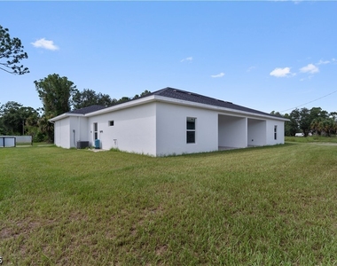 702 Broadway Avenue - Photo Thumbnail 19