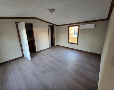 21205 Brazos Drive - Photo Thumbnail 3
