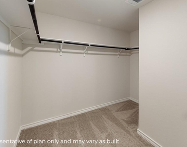 3831 Turnpike Drive - Photo Thumbnail 9