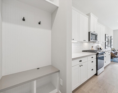 5205 Amber Sunrise Drive - Photo Thumbnail 19