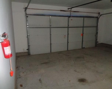 117 Willard Street - Photo Thumbnail 27