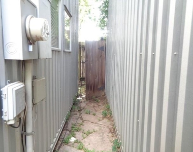 117 Willard Street - Photo Thumbnail 18