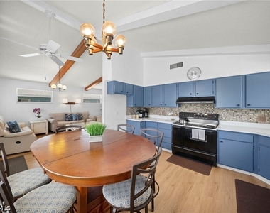 27815 Hickory Boulevard - Photo Thumbnail 11