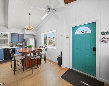 27815 Hickory Boulevard - Photo Thumbnail 8