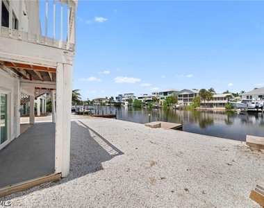 27815 Hickory Boulevard - Photo Thumbnail 22