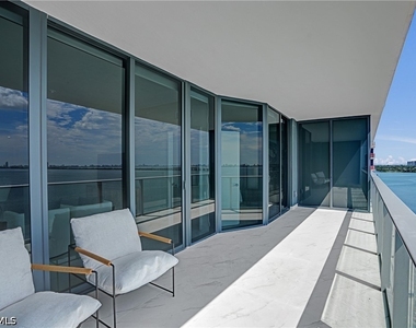 700 Ne 24th Street - Photo Thumbnail 29