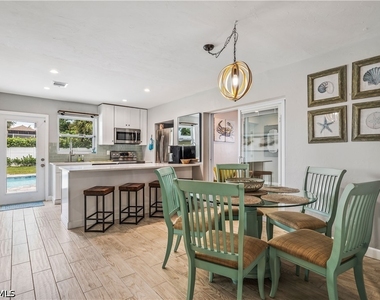 791 94th Avenue N - Photo Thumbnail 13