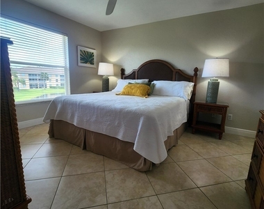 9640 Victoria Lane - Photo Thumbnail 9