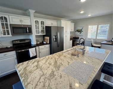 5975 Bloomfield Circle - Photo Thumbnail 20