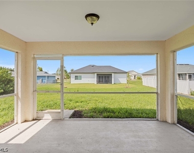 915 Ne 10th Lane - Photo Thumbnail 19