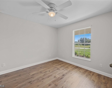 915 Ne 10th Lane - Photo Thumbnail 16