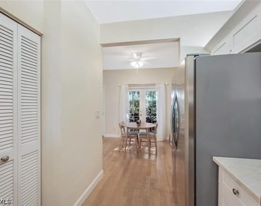 818 Tanbark Drive - Photo Thumbnail 12