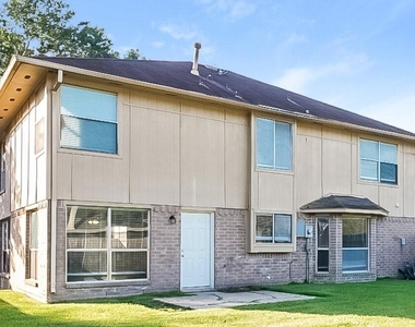 1909 Wildwood Ridge Drive - Photo Thumbnail 15