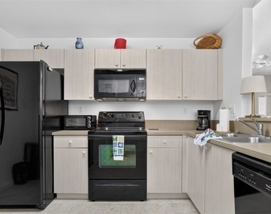 15433 Bellamar Circle - Photo Thumbnail 4