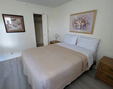 3655 Boca Ciega Drive - Photo Thumbnail 7