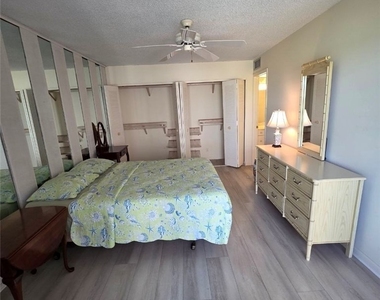3655 Boca Ciega Drive - Photo Thumbnail 4