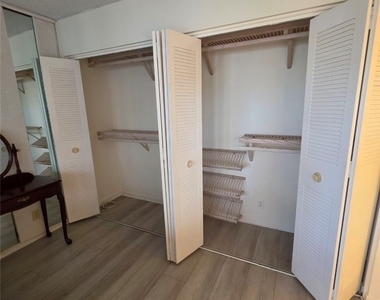 3655 Boca Ciega Drive - Photo Thumbnail 19