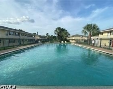 3325 Airport Road N - Photo Thumbnail 20