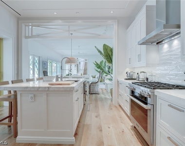 942 9th Avenue S - Photo Thumbnail 21