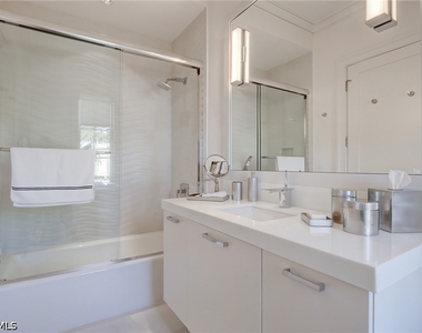 942 9th Avenue S - Photo Thumbnail 9