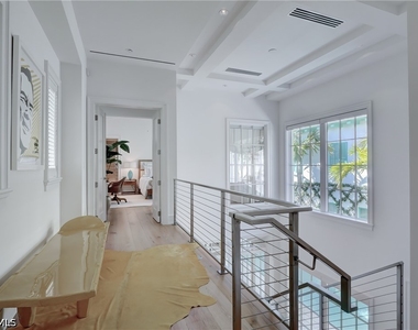 942 9th Avenue S - Photo Thumbnail 23