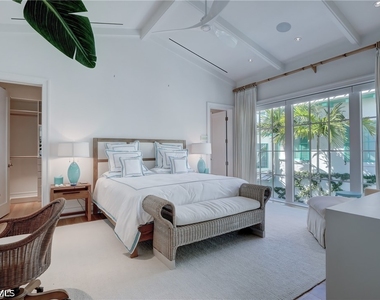 942 9th Avenue S - Photo Thumbnail 24