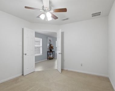 6810 Jasmine Arbor Lane - Photo Thumbnail 8