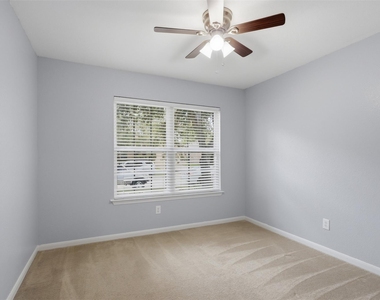 6810 Jasmine Arbor Lane - Photo Thumbnail 9