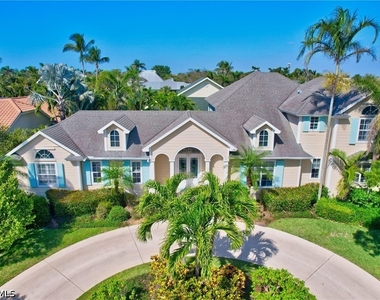 687 9th Avenue S - Photo Thumbnail 1